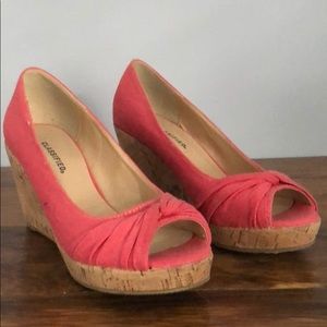 City Classified Wedge